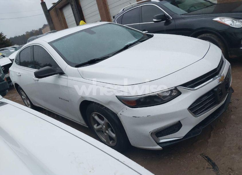 2017 Chevrolet Malibu LS (VIN 1G1ZB5ST3HF202130) main photo