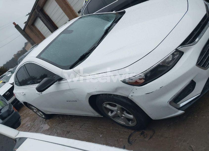 Photo 13 of 2017 Chevrolet Malibu LS (VIN 1G1ZB5ST3HF202130)