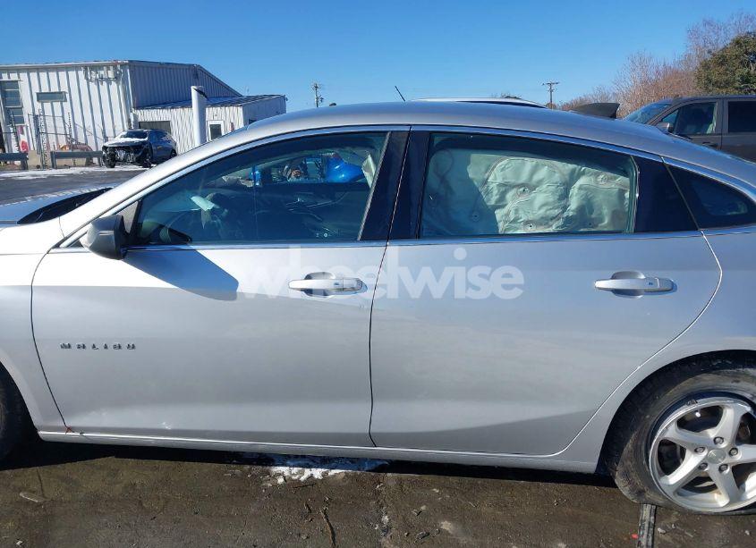 Photo 14 of 2017 Chevrolet Malibu LS (VIN 1G1ZB5ST3HF212950)