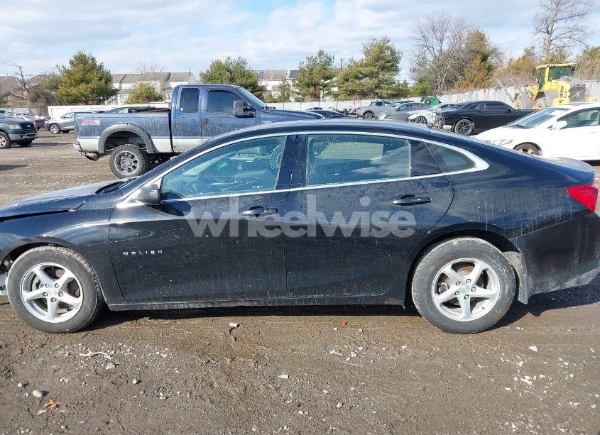 Photo 14 of 2017 Chevrolet Malibu LS (VIN 1G1ZB5ST3HF233992)
