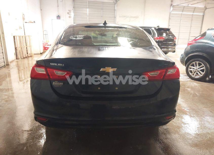 Photo 16 of 2017 Chevrolet Malibu LS (VIN 1G1ZB5ST3HF265714)