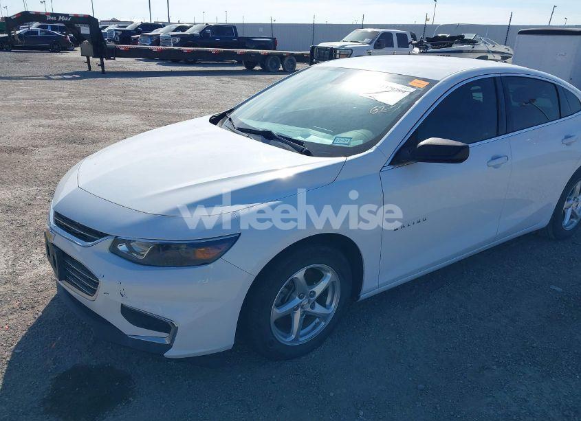 Photo 6 of 2017 Chevrolet Malibu LS (VIN 1G1ZB5ST3HF265910)