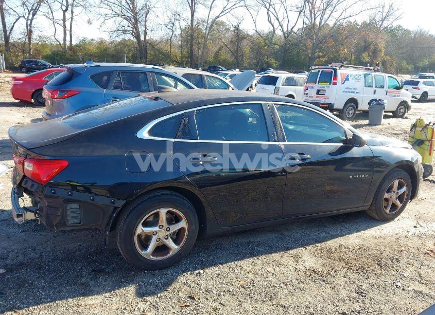 Photo 13 of 2018 Chevrolet Malibu 1LS (VIN 1G1ZB5ST3JF106701)