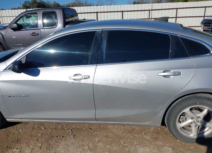 Photo 15 of 2018 Chevrolet Malibu 1LS (VIN 1G1ZB5ST3JF128486)