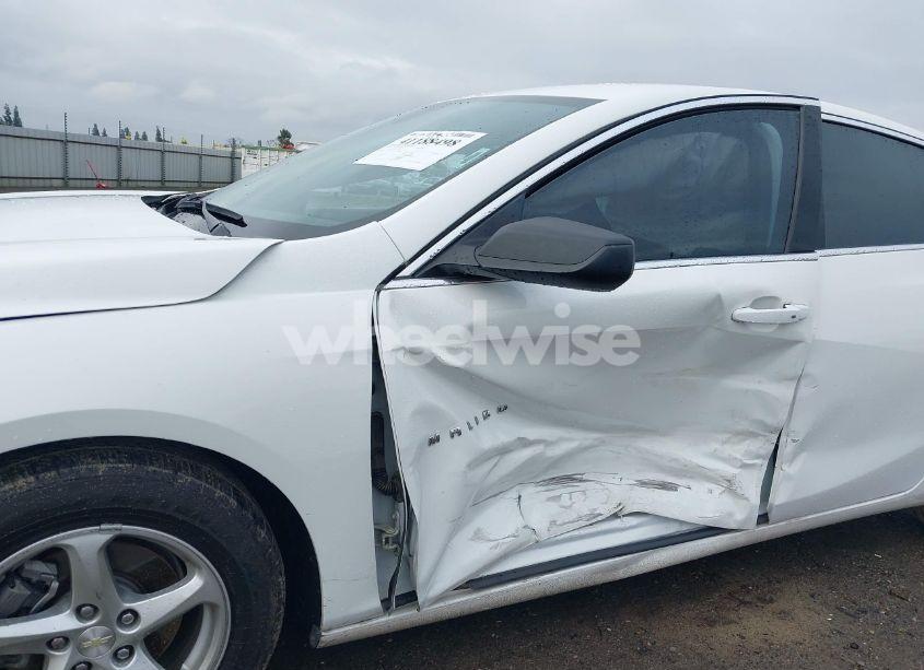 Photo 6 of 2018 Chevrolet Malibu 1LS (VIN 1G1ZB5ST3JF195136)