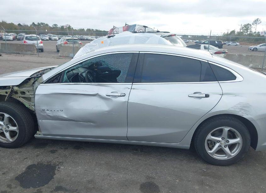 Photo 14 of 2018 Chevrolet Malibu 1LS (VIN 1G1ZB5ST3JF282809)