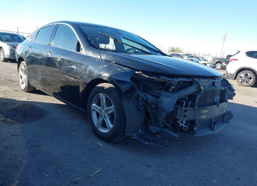 2019 Chevrolet Malibu 1LS (VIN 1G1ZB5ST3KF121202) main photo