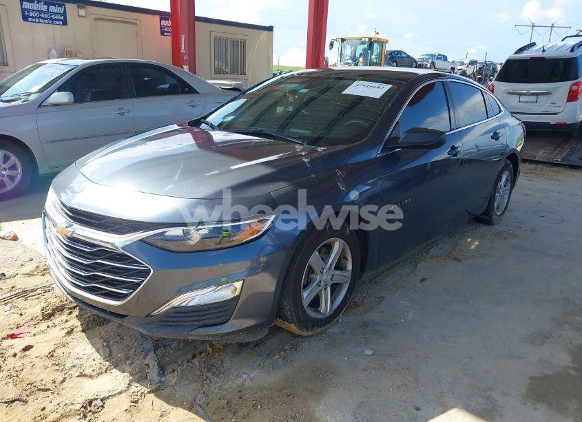 Photo 2 of 2019 Chevrolet Malibu 1LS (VIN 1G1ZB5ST3KF183716)