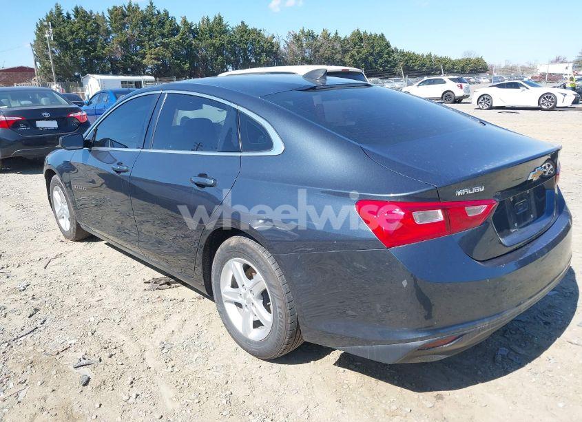 Photo 3 of 2019 Chevrolet Malibu 1LS (VIN 1G1ZB5ST3KF191816)