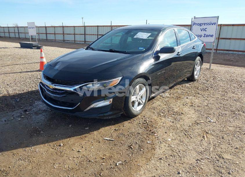 Photo 2 of 2019 Chevrolet Malibu 1LS (VIN 1G1ZB5ST3KF223826)