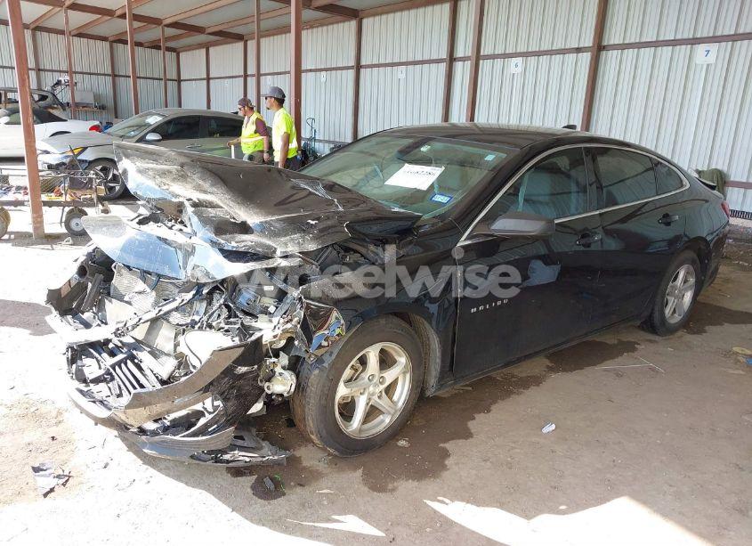 Photo 2 of 2020 Chevrolet Malibu FWD LS (VIN 1G1ZB5ST3LF096173)