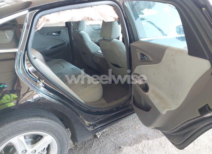 Photo 8 of 2020 Chevrolet Malibu FWD LS (VIN 1G1ZB5ST3LF096173)