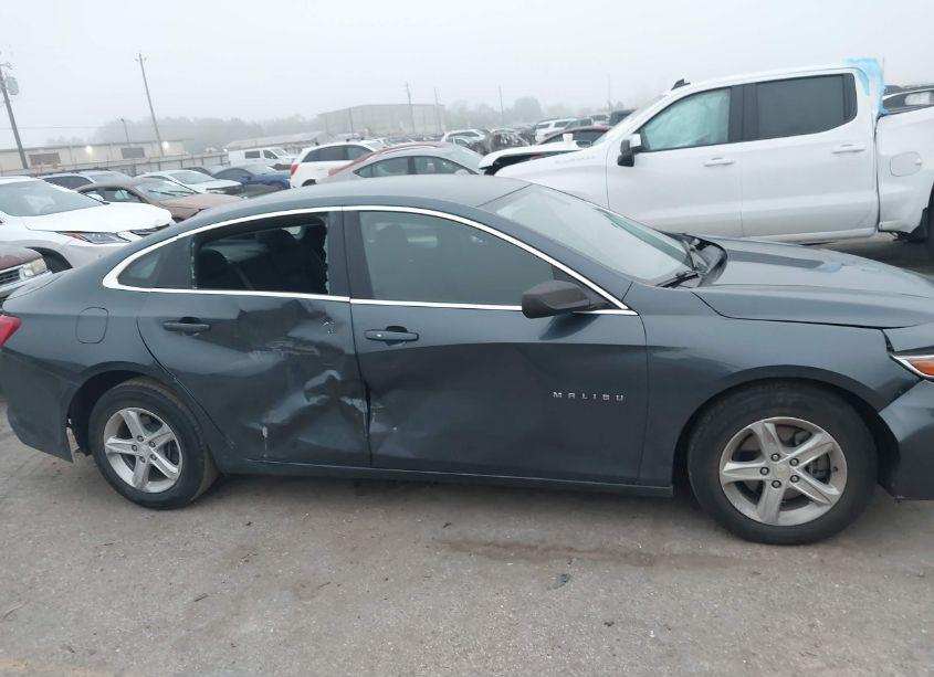 Photo 13 of 2020 Chevrolet Malibu FWD LS (VIN 1G1ZB5ST3LF151821)