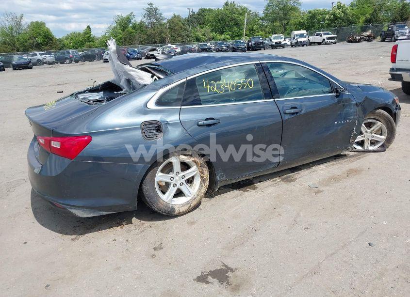 Photo 4 of 2021 Chevrolet Malibu FWD LS (VIN 1G1ZB5ST3MF060730)