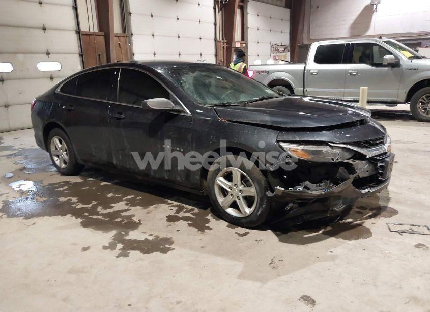 2022 Chevrolet Malibu FWD LS (VIN 1G1ZB5ST3NF186796) main photo