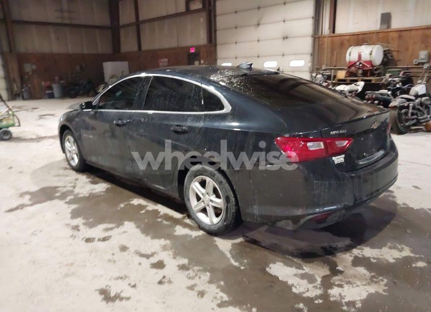 Photo 3 of 2022 Chevrolet Malibu FWD LS (VIN 1G1ZB5ST3NF186796)