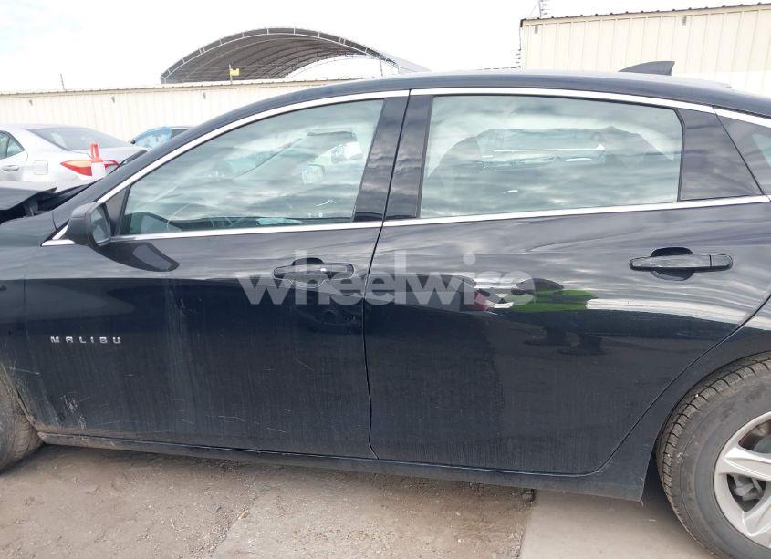 Photo 14 of 2022 Chevrolet Malibu FWD LS (VIN 1G1ZB5ST3NF189004)