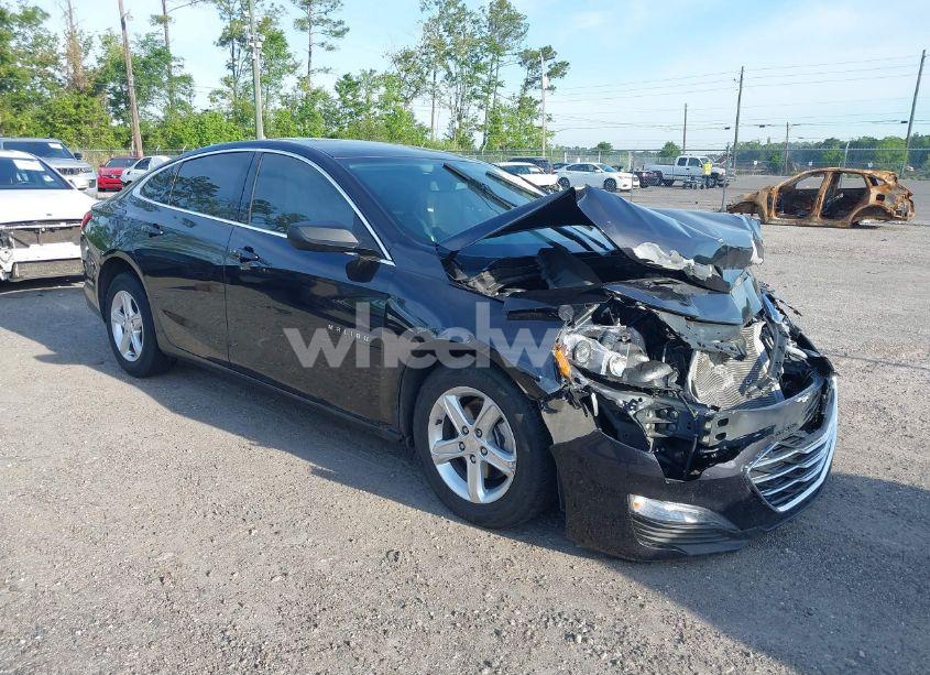 2022 Chevrolet Malibu FWD LS (VIN 1G1ZB5ST3NF209168) main photo