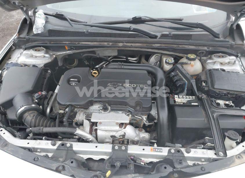 Photo 10 of 2016 Chevrolet Malibu LS (VIN 1G1ZB5ST4GF228637)