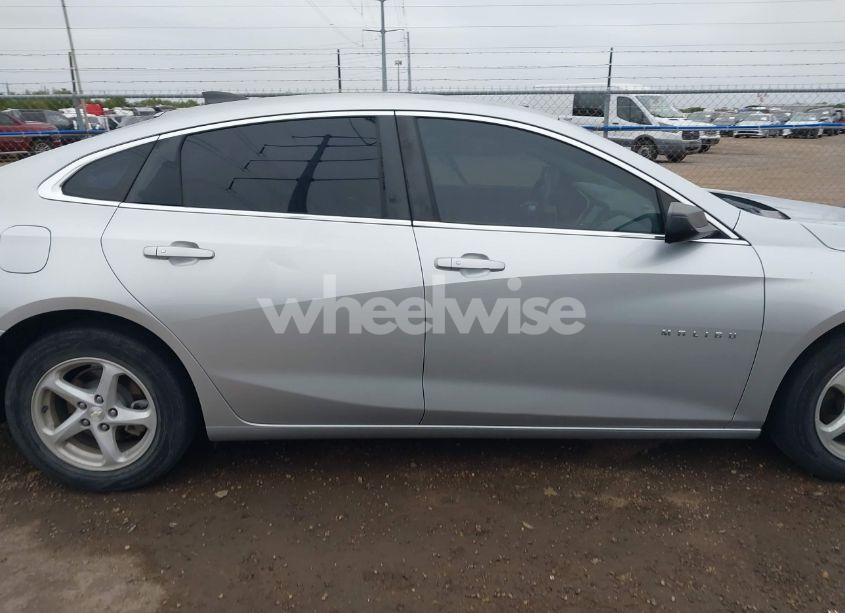 Photo 13 of 2016 Chevrolet Malibu LS (VIN 1G1ZB5ST4GF236883)