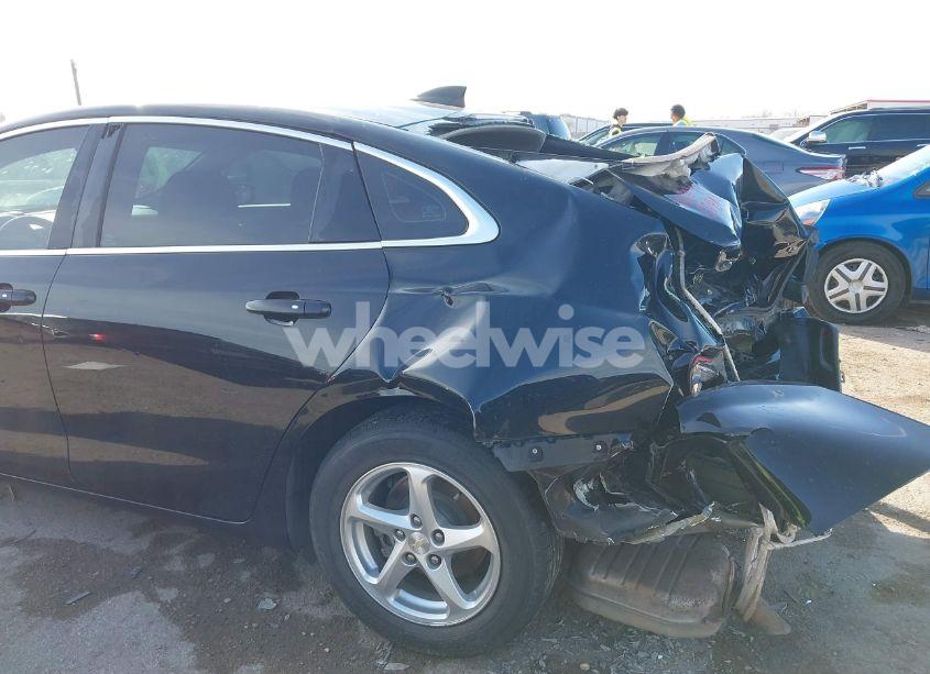 Photo 6 of 2016 Chevrolet Malibu LS (VIN 1G1ZB5ST4GF332173)