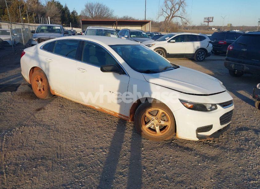 2017 Chevrolet Malibu LS (VIN 1G1ZB5ST4HF137188) main photo