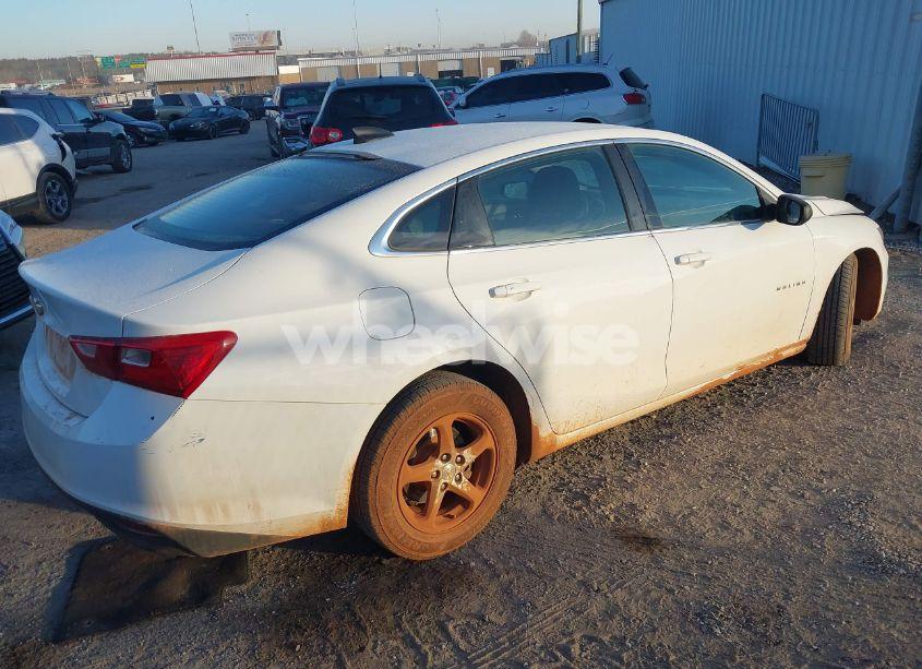 Photo 4 of 2017 Chevrolet Malibu LS (VIN 1G1ZB5ST4HF137188)