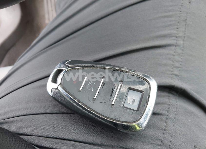 Photo 11 of 2017 Chevrolet Malibu LS (VIN 1G1ZB5ST4HF175939)