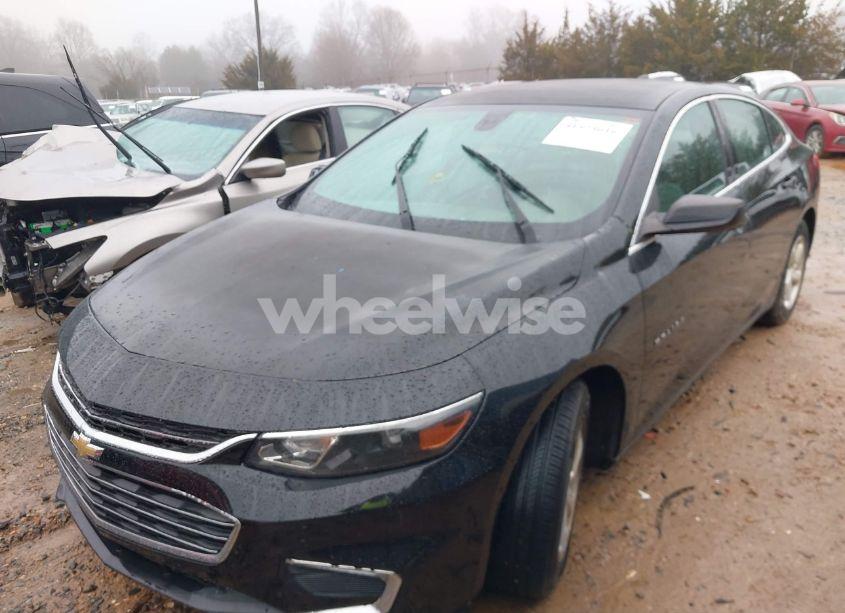 Photo 2 of 2017 Chevrolet Malibu LS (VIN 1G1ZB5ST4HF175939)