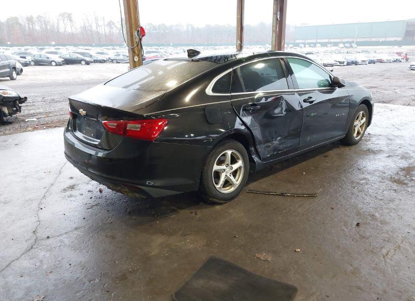 Photo 4 of 2017 Chevrolet Malibu LS (VIN 1G1ZB5ST4HF196113)