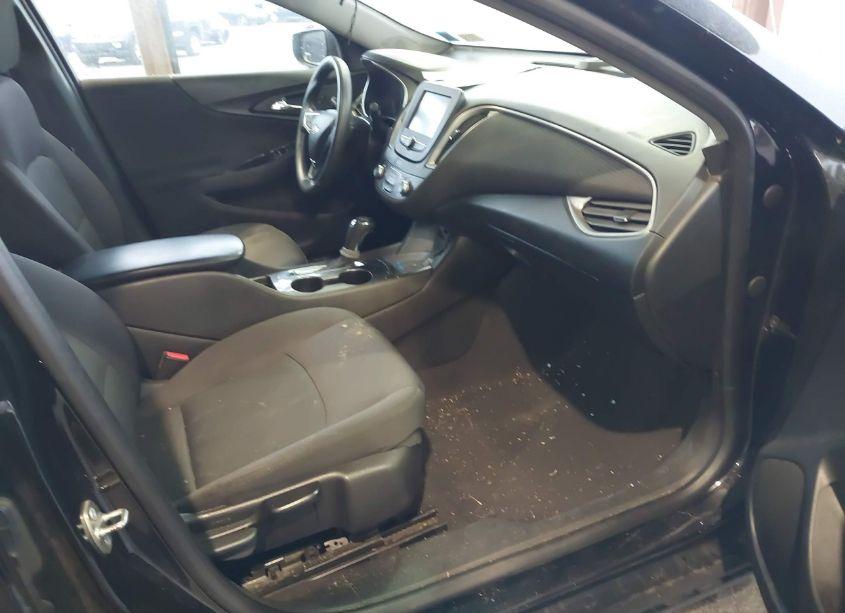 Photo 5 of 2017 Chevrolet Malibu LS (VIN 1G1ZB5ST4HF196113)