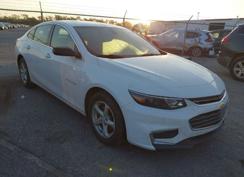 2017 Chevrolet Malibu LS (VIN 1G1ZB5ST4HF204355) main photo