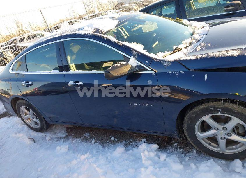 Photo 13 of 2017 Chevrolet Malibu LS (VIN 1G1ZB5ST4HF211600)