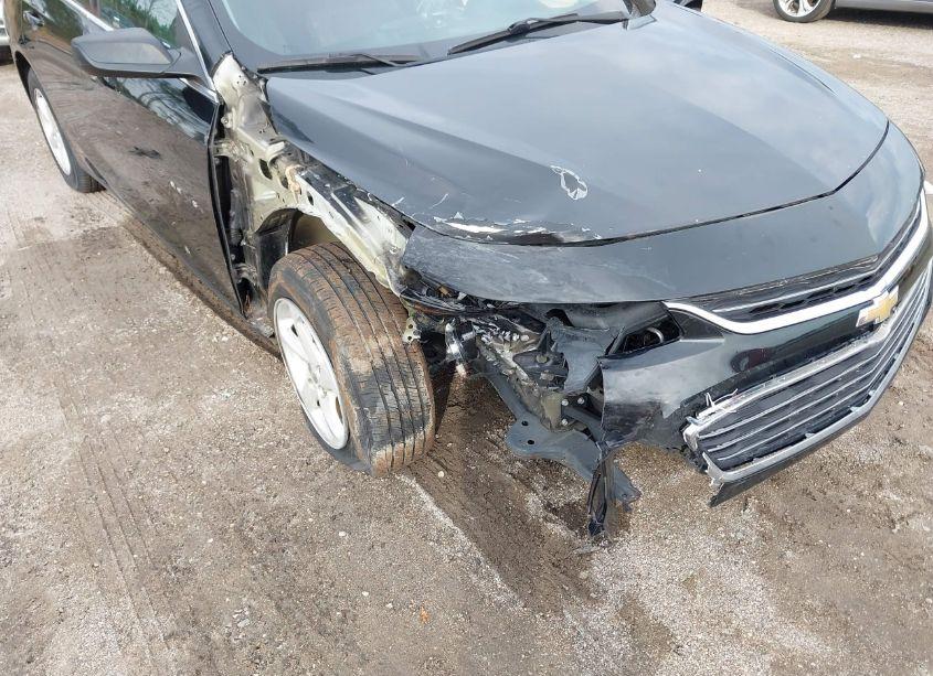 Photo 6 of 2017 Chevrolet Malibu LS (VIN 1G1ZB5ST4HF268573)