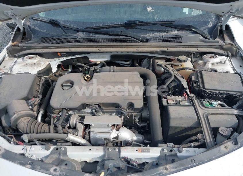 Photo 10 of 2018 Chevrolet Malibu 1LS (VIN 1G1ZB5ST4JF105461)