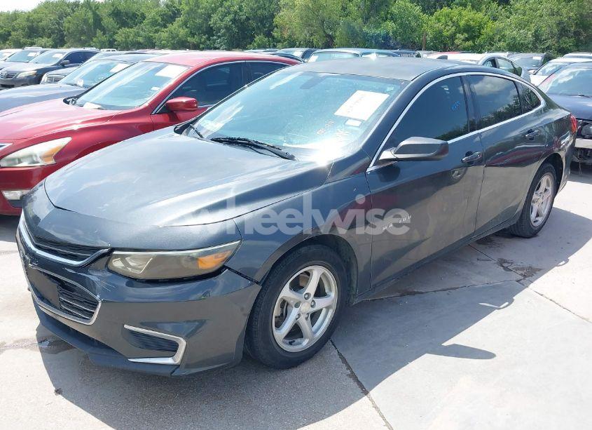 Photo 2 of 2018 Chevrolet Malibu 1LS (VIN 1G1ZB5ST4JF106500)