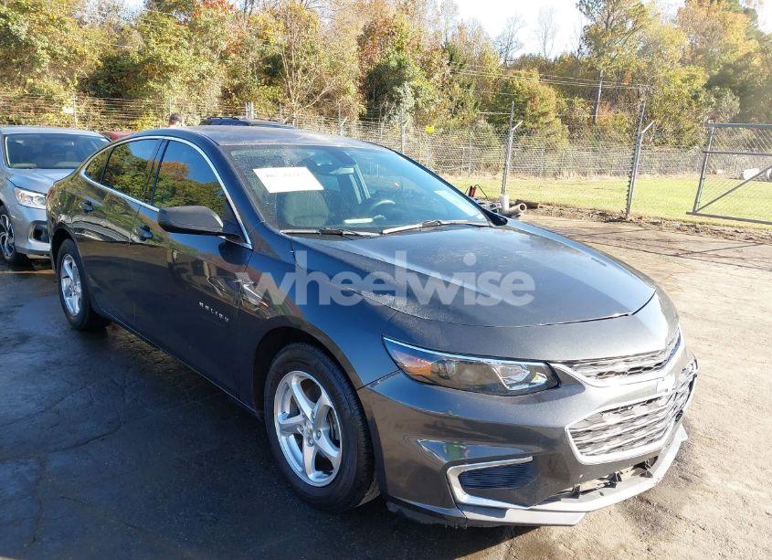 2018 Chevrolet Malibu 1LS (VIN 1G1ZB5ST4JF108067) main photo