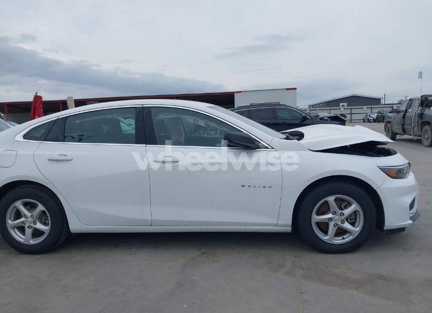 Photo 14 of 2018 Chevrolet Malibu 1LS (VIN 1G1ZB5ST4JF150464)