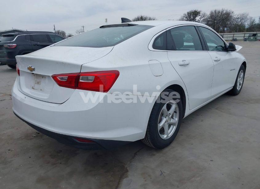 Photo 4 of 2018 Chevrolet Malibu 1LS (VIN 1G1ZB5ST4JF150464)