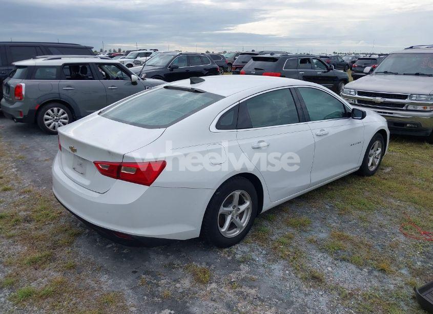 Photo 4 of 2018 Chevrolet Malibu 1LS (VIN 1G1ZB5ST4JF230797)