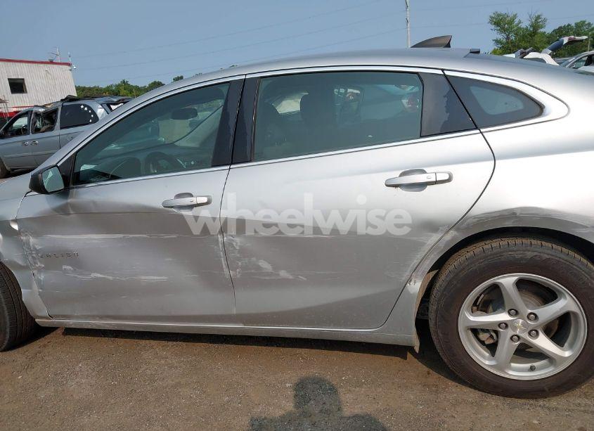 Photo 14 of 2018 Chevrolet Malibu 1LS (VIN 1G1ZB5ST4JF279515)