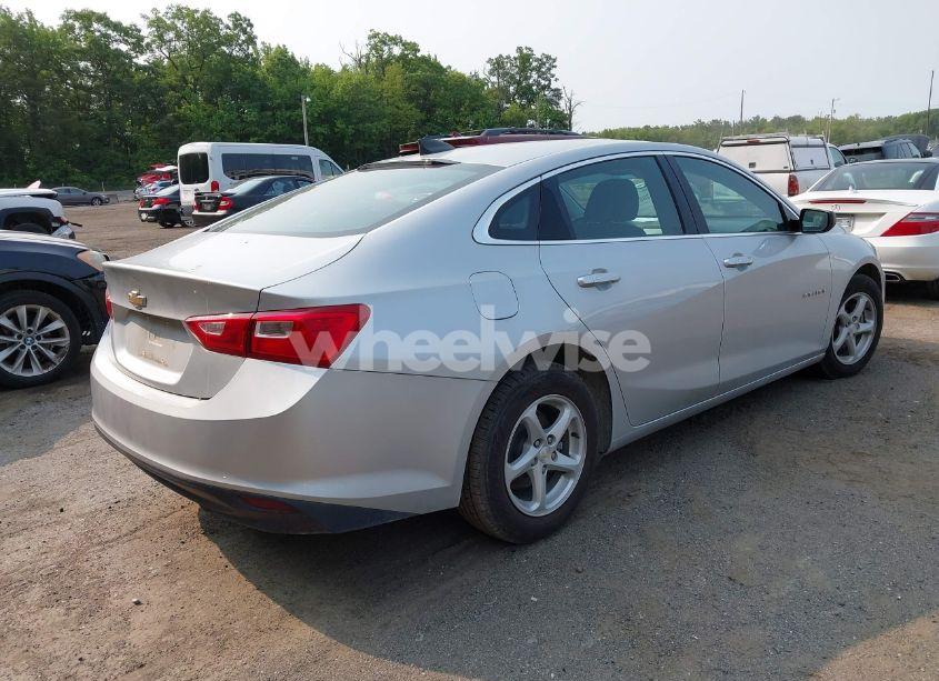 Photo 4 of 2018 Chevrolet Malibu 1LS (VIN 1G1ZB5ST4JF279515)