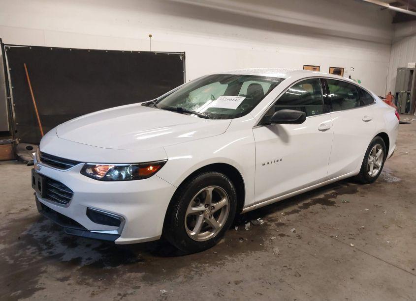 Photo 2 of 2018 Chevrolet Malibu 1LS (VIN 1G1ZB5ST4JF282592)