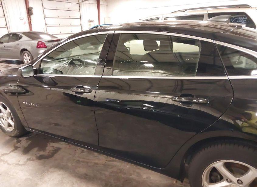 Photo 14 of 2018 Chevrolet Malibu 1LS (VIN 1G1ZB5ST4JF283144)