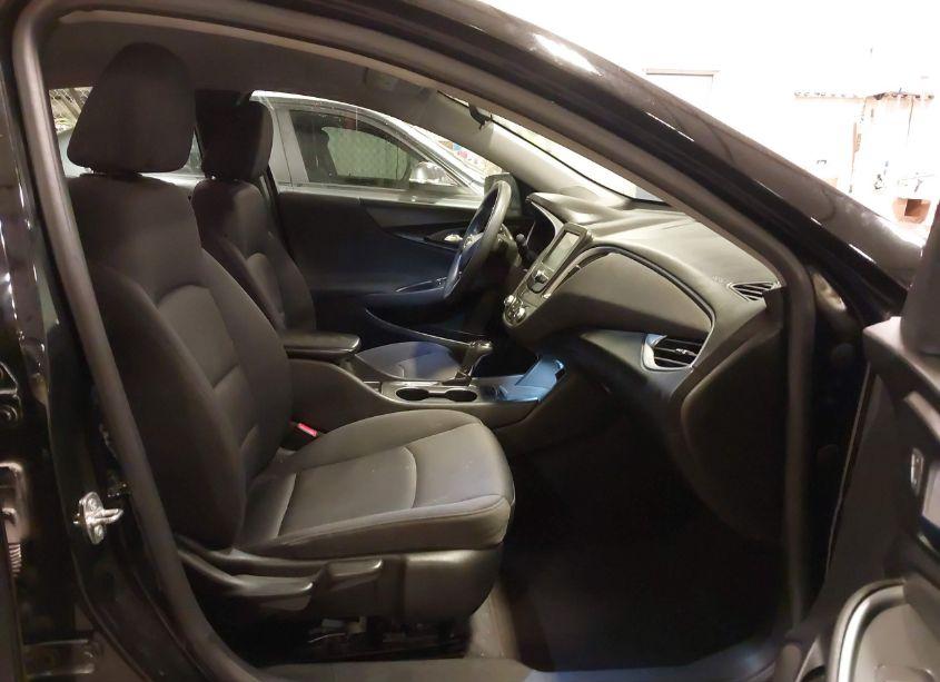 Photo 5 of 2018 Chevrolet Malibu 1LS (VIN 1G1ZB5ST4JF283144)