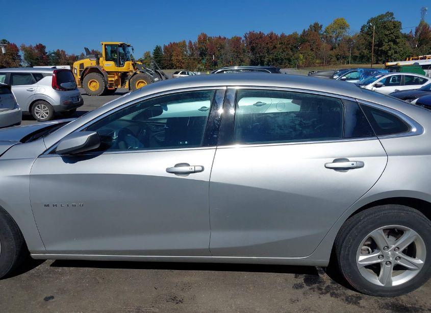 Photo 14 of 2018 Chevrolet Malibu 1LS (VIN 1G1ZB5ST4JF292801)