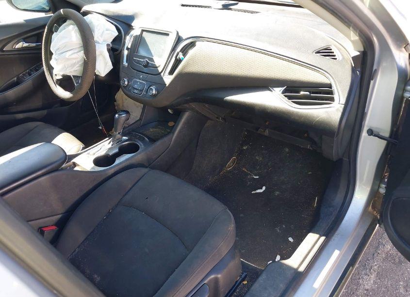 Photo 5 of 2018 Chevrolet Malibu 1LS (VIN 1G1ZB5ST4JF292801)