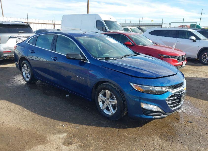 2019 Chevrolet Malibu 1LS (VIN 1G1ZB5ST4KF140678) main photo