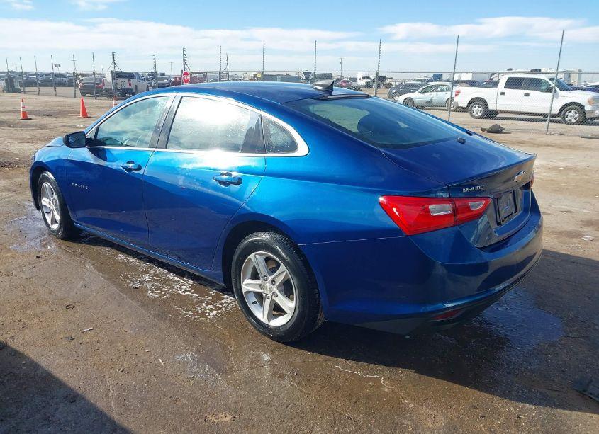 Photo 3 of 2019 Chevrolet Malibu 1LS (VIN 1G1ZB5ST4KF140678)