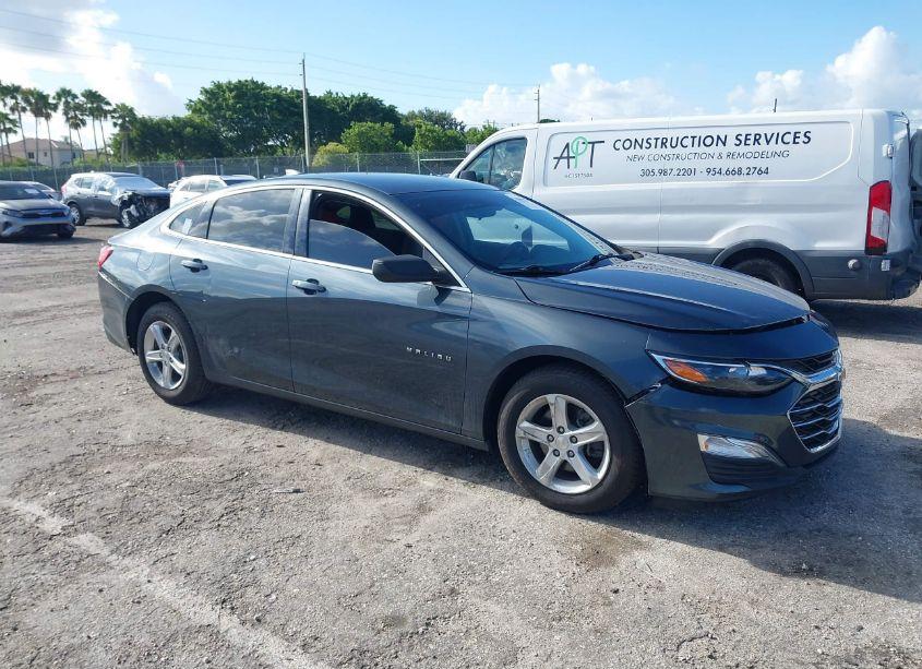 2019 Chevrolet Malibu 1LS (VIN 1G1ZB5ST4KF174409) main photo